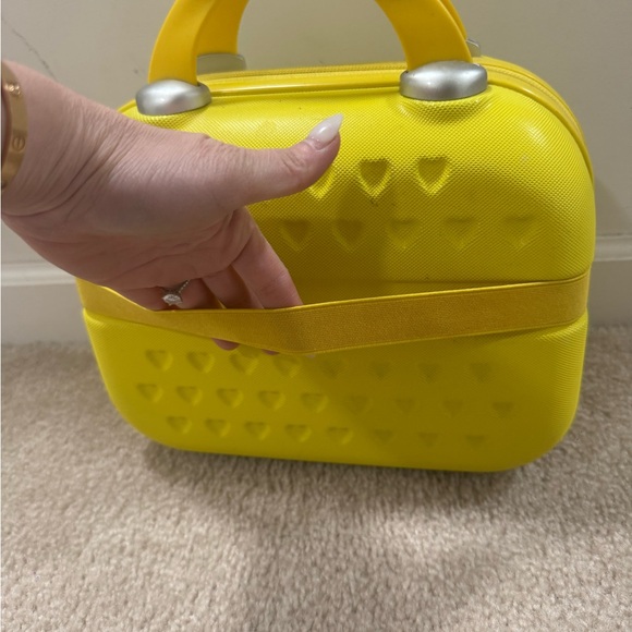 Hello Kitty Yellow Cosmetic Bag - Picture 4 of 5